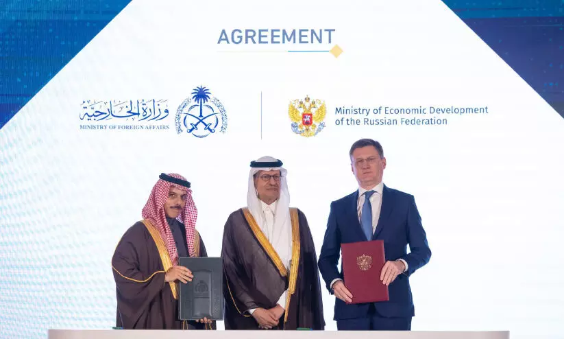 പരസ്പരം വിസ ഇളവ് അനുവദിക്കുന്ന കരാറിൽ സൗദിയും റഷ്യയും ഒപ്പുവെച്ചു