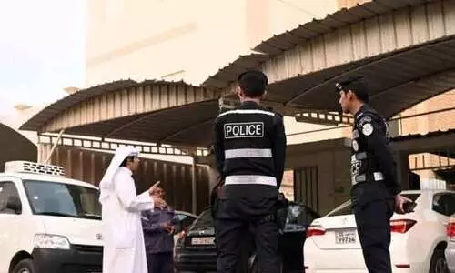 സ്വ​കാ​ര്യ പാ​ർ​പ്പി​ട​മേ​ഖ​ല​യി​ലെ ബാ​ച്ചി​ല​ർ​മാ​ർ​ക്കെ​തി​രെ ന​ട​പ​ടി