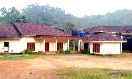 DTPC ,Hotel, forest; Government ,loss , lakhs,ചെറുതോണി, ഇടുക്കി, ഹോട്ടൽ, ഡിടിപിസി