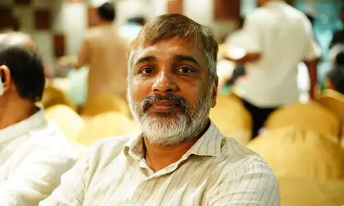 നമ്മുടെ വാക്കുകളെ ഭയന്ന് അവർക്ക് നമ്മളെ പുറത്താക്കേണ്ടി വരുന്നുണ്ടെങ്കിൽ അത് അവരുടെ പരാജയമാണ് -ഉമേഷ് വള്ളിക്കുന്ന്