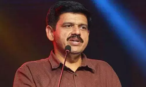 അറസ്റ്റ് സാധ്യത; സന്ദീപ് വാര്യരുടെ തെരഞ്ഞെടുപ്പ് പരിപാടി റദ്ദാക്കി