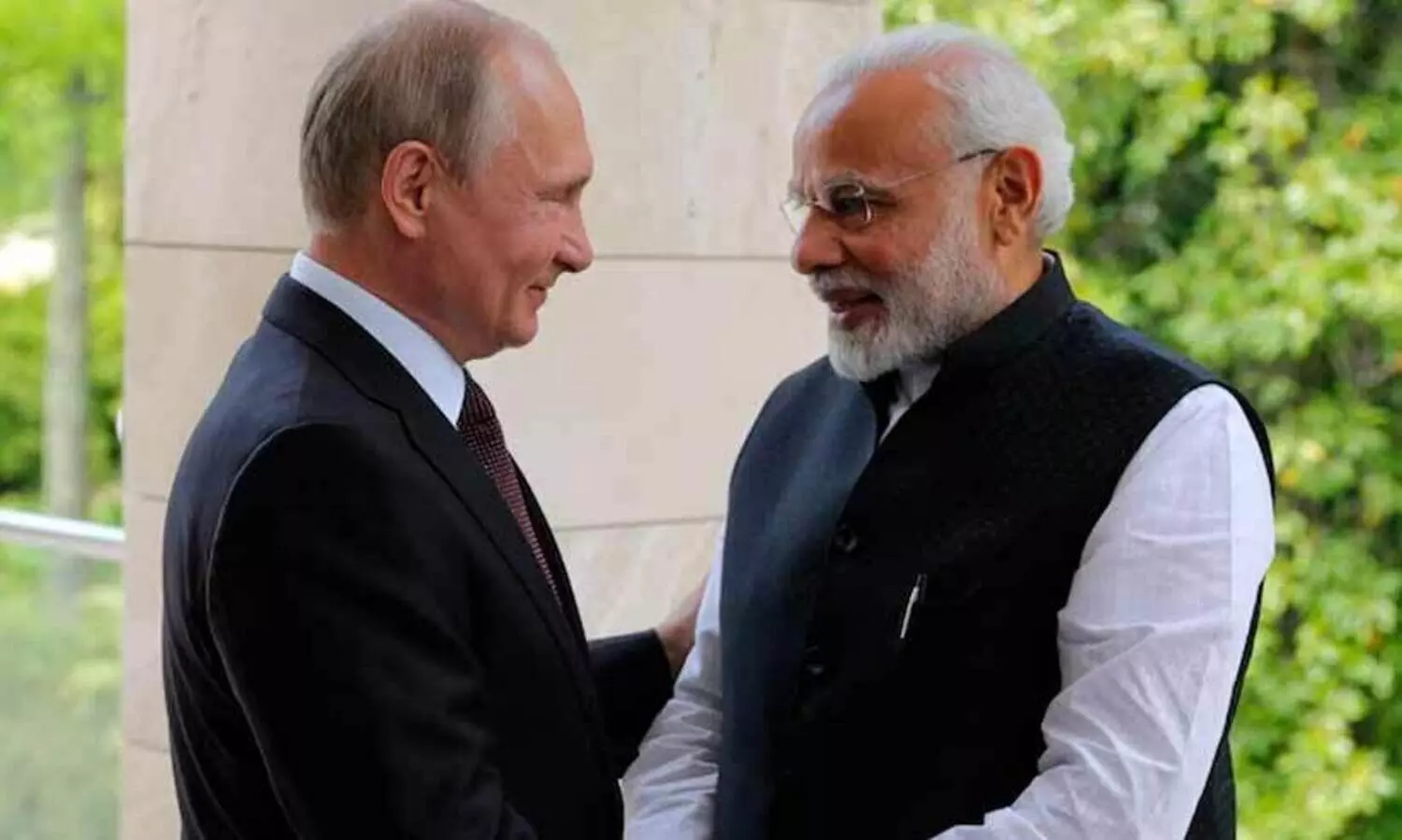 ​‘യൂറോപ്പിനെ പോലെയല്ല ഇന്ത്യ, അവർ ഞങ്ങളെ കേൾക്കുന്നു,’  ഉഭയകക്ഷി ബന്ധത്തിൽ ഇടപെടാൻ ആരെയും അനുവദിക്കില്ലെന്ന് റഷ്യ