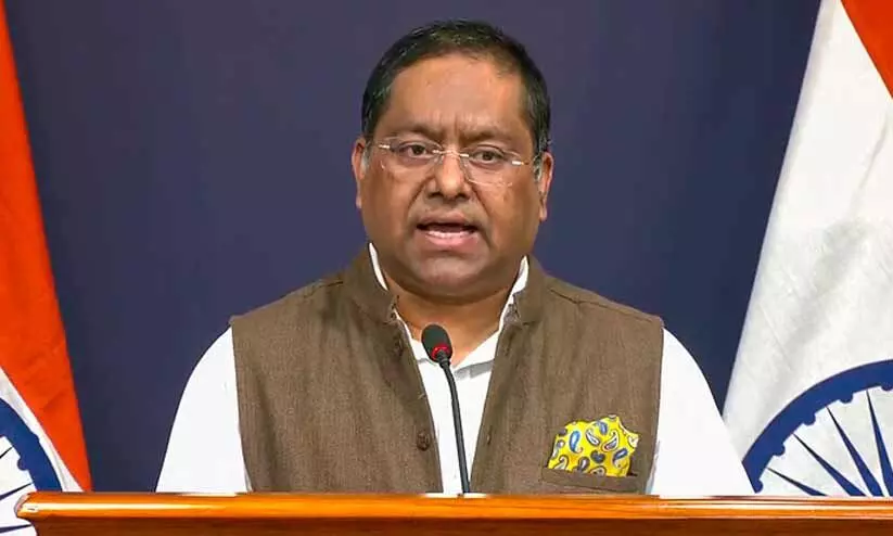 ‘അടിസ്ഥാനരഹിതം, പരിഹാസ്യം!,’ പാക് വിമാനത്തിന് വ്യോമാനുമതി നിഷേധിച്ചുവെന്ന ആരോപണം തള്ളി ഇന്ത്യ ‘അടിസ്ഥാനരഹിതം, പരിഹാസ്യം!,’ പാക് വിമാനത്തിന് വ്യോമാനുമതി നിഷേധിച്ചുവെന്ന ആരോപണം തള്ളി ഇന്ത്യ