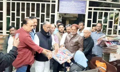 തണുപ്പിന് പ്രതിരോധം; കമ്പിളിപ്പുതപ്പുമായി എം.എം.എ ബൊമ്മനഹള്ളി ബ്രാഞ്ച്‌