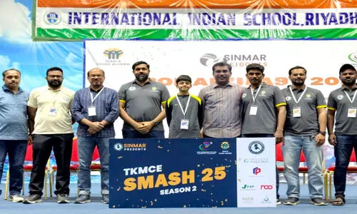 ടി.​കെ.​എം സ്മാ​ഷ് 25 സീ​സ​ൺ ടു; ​ ബാ​ഡ്മി​ന്റ​ൺ ടൂ​ർ​ണ​മെ​ന്റ്​ സ​മാ​പി​ച്ചു