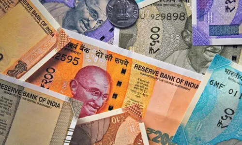 രൂപയുടെ മൂല്യം വീണ്ടും ഇടിഞ്ഞു; റിയാൽ വിനിമയത്തിൽ റെക്കോഡ്