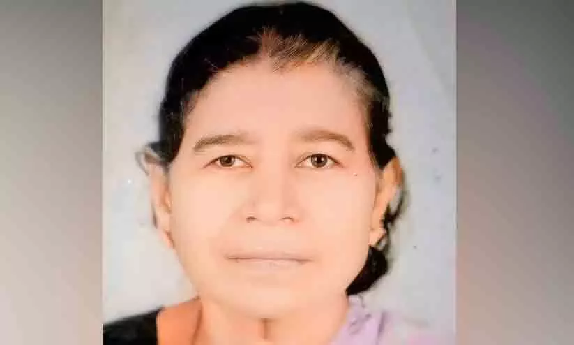 തങ്കം നിര്യാതയായി