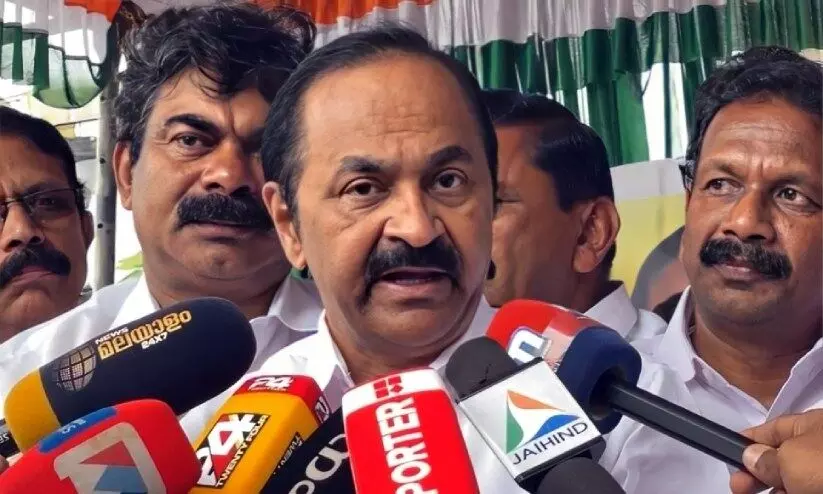 രാഹുലിനെ പുറത്താക്കാൻ ഇന്നലെതന്നെ തീരുമാനിച്ചു; എ.കെ.ജി സെന്‍ററിൽ വന്ന പരാതികൾ സി.പി.എം പൊലീസിന് കൈമാറണം -വി.ഡി. സതീശൻ