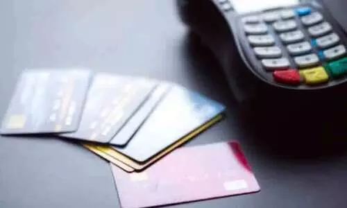 ഇ-​പേ​മെ​ന്റ് നി​യ​മ​ലം​ഘ​ന​ങ്ങ​ൾ ഉ​പ​ഭോ​ക്താ​ക്ക​ൾ റി​പ്പോ​ർ​ട്ട് ചെ​യ്യ​ണം