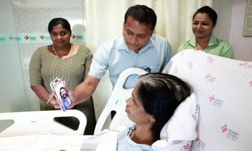 കൃത്രിമക്കാൽ നൽകാമെന്ന് മമ്മൂട്ടി; ‘നടക്കു’മെന്ന ഉറപ്പിൽ സന്ധ്യ തിരികെ നാട്ടിലേക്ക്