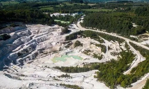 യൂറോപ്പിന്റെ ലിഥിയം ക്ഷാമത്തിനറുതിയാവുമോ​?;  ഭൂഖണ്ഡത്തിലെ ഏറ്റവും വലിയ ലിഥിയം ഖനിയിലേക്ക് വൻ നിക്ഷേപം നടത്തി ജർമനി