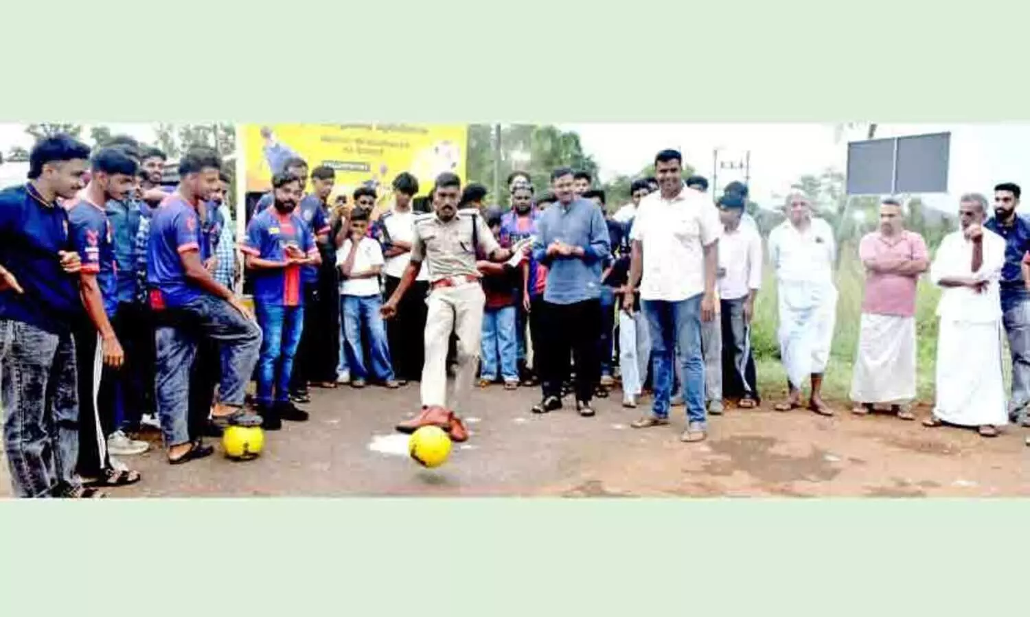 ഫു​ട്ബാ​ൾ മ​ക്ക​യി​ൽ ഇ​ത് പു​തു​ച​രി​ത്രം