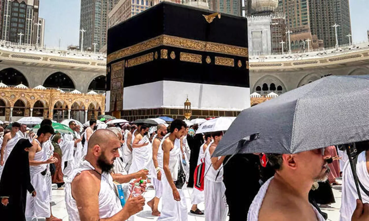 ഹജ്ജ് തീര്‍ഥാടനം: കേരളത്തില്‍ നിന്ന് 391 പേര്‍ക്കും മെഹ്റം ക്വാട്ടയില്‍ 43 പേര്‍ക്കും കൂടി അവസരം