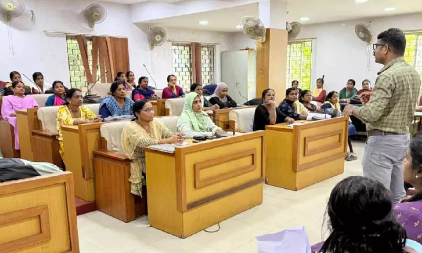 ഹരിതകർമ സേന യൂസർ ഫീ നൽകാത്തവർക്കെതിരെ നടപടി ഹരിതകർമ സേന യൂസർ ഫീ നൽകാത്തവർക്കെതിരെ നടപടി