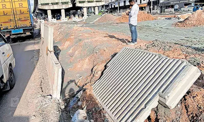 National highway construction National highway construction