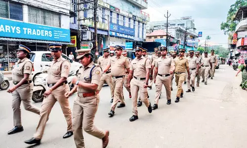 പരസ്യപ്രചാരണത്തിന് നാളെ തിരശ്ശീല; നാട് കൊട്ടിക്കലാശ മൂഡിൽ പരസ്യപ്രചാരണത്തിന് നാളെ തിരശ്ശീല; നാട് കൊട്ടിക്കലാശ മൂഡിൽ