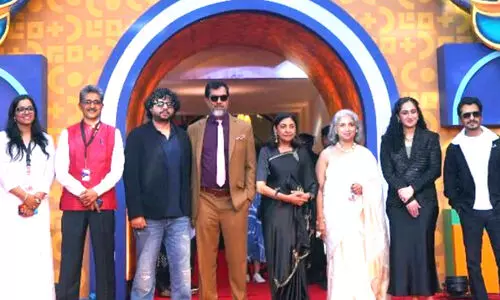 ‘പിരമിഡുകൾ’   വിഴുങ്ങുന്ന ലോക സിനിമ