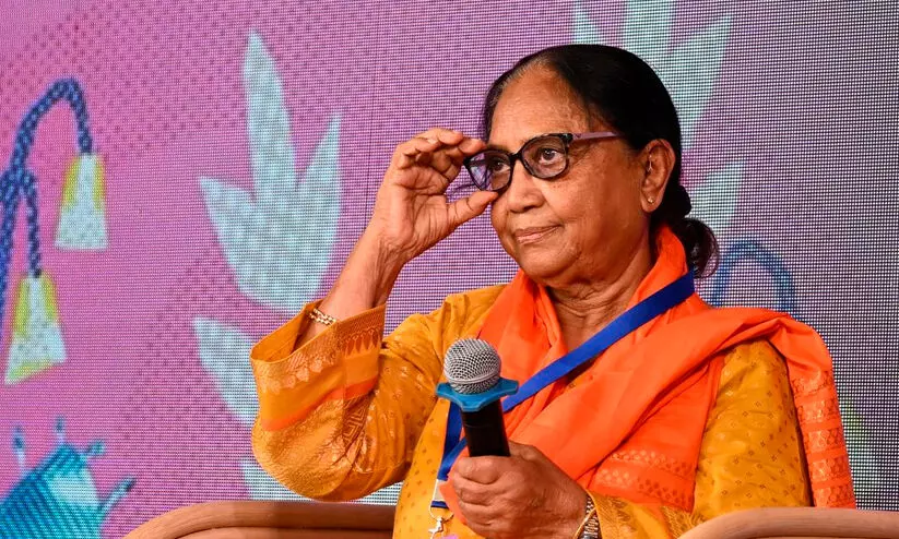 ഡിസംബർ ആറ് രണ്ട് അഗാധ ചരിത്രങ്ങളുടെ ദിനം; ബഹുസ്വരത ഉയർത്തിപ്പിടിക്കാൻ നമ്മെ പ്രേരിപ്പിക്കുന്ന ദിനം- ബാനു മുഷ്താഖ് ഡിസംബർ ആറ് രണ്ട് അഗാധ ചരിത്രങ്ങളുടെ ദിനം; ബഹുസ്വരത ഉയർത്തിപ്പിടിക്കാൻ നമ്മെ പ്രേരിപ്പിക്കുന്ന ദിനം- ബാനു മുഷ്താഖ്