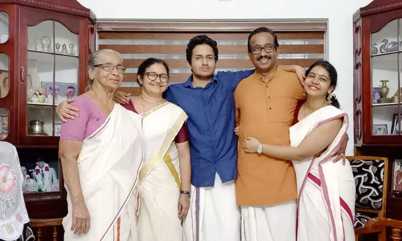 പ്രസിഡന്റ് സ്വതന്ത്രയാണ് പ്രസിഡന്റ് സ്വതന്ത്രയാണ്