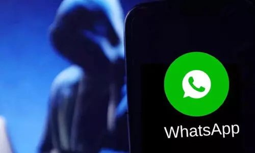 ആൾമാറാട്ടം നടത്തി വാട്സ്ആപ് വഴി തട്ടിപ്പ്; ജാഗ്രതാ നിർദേശവുമായി പൊലീസ് ആൾമാറാട്ടം നടത്തി വാട്സ്ആപ് വഴി തട്ടിപ്പ്; ജാഗ്രതാ നിർദേശവുമായി പൊലീസ്