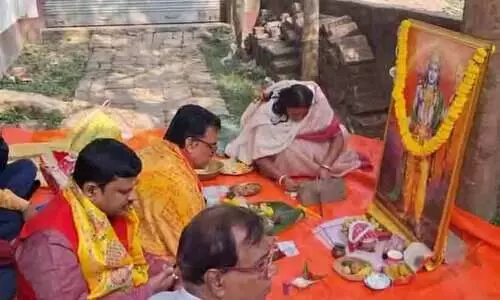 അയോധ്യക്ക് സമാനമായ രാമ ക്ഷേത്രം നിർമിക്കാനൊരുങ്ങി ബി.ജെ.പി; മുർഷിദാബാദിൽ ഭൂമിപൂജ അയോധ്യക്ക് സമാനമായ രാമ ക്ഷേത്രം നിർമിക്കാനൊരുങ്ങി ബി.ജെ.പി; മുർഷിദാബാദിൽ ഭൂമിപൂജ