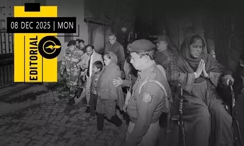 പൗരരെ പുറത്താക്കുന്നത് ശിക്ഷാർഹമല്ലേ?