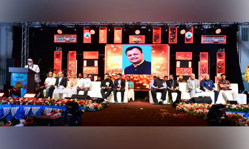 ആഘോഷരാവായി കെ.ഇ.എ ‘കാസർകോട് ഉത്സവ്’ ആഘോഷരാവായി കെ.ഇ.എ ‘കാസർകോട് ഉത്സവ്’