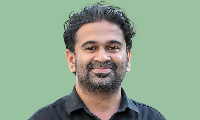 ‘മാധ്യമം’ സീനിയർ സബ് എഡിറ്റർ സുബൈർ പി. ഖാദറിന് റീച്ച് മീഡിയ നാഷനൽ ഫെലോഷിപ്പ് ‘മാധ്യമം’ സീനിയർ സബ് എഡിറ്റർ സുബൈർ പി. ഖാദറിന് റീച്ച് മീഡിയ നാഷനൽ ഫെലോഷിപ്പ്