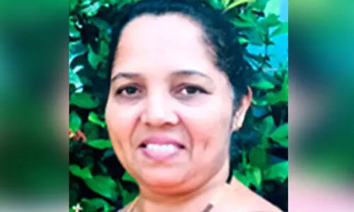 ഫെ​ൽ​സി ലോ​ബോ​ക്ക് ക​വി​ത പു​ര​സ്കാ​രം