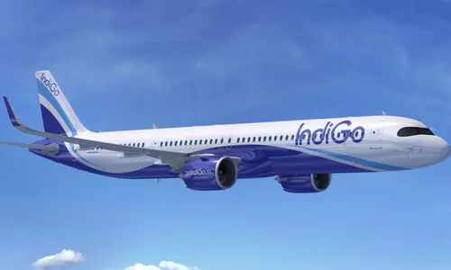 ഇ​ൻ​ഡി​ഗോ പ്ര​തി​സ​ന്ധി; യാ​ത്ര​യിൽ വ​ല​ഞ്ഞ് പ്ര​വാ​സി​ക​ളും