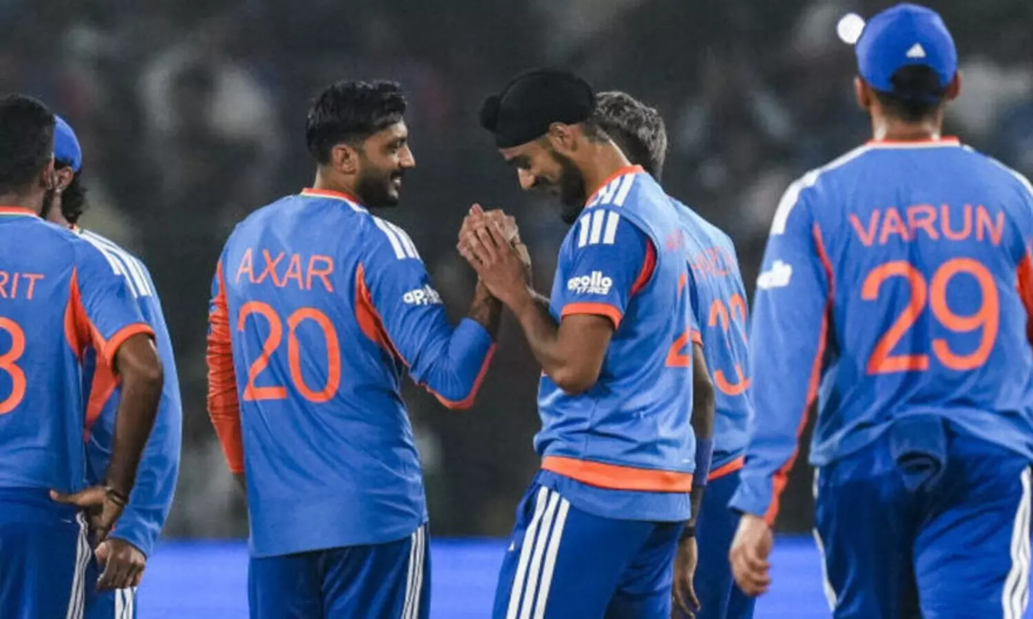 കട്ടക്കിൽ ദക്ഷിണാഫ്രിക്ക കട്ടപ്പൊക; ലോകകപ്പിലേക്ക് ഇന്ത്യക്ക് ഉശിരൻ തയാറെടുപ്പ്; ദക്ഷിണാഫ്രിക്കയെ 101 റൺസിന് വീഴ്ത്തി