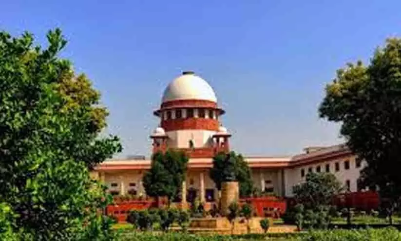 സുപ്രീംകോടതി ഉത്തരവ്; നോമിനി മാതാവാണെങ്കിലും പി.എഫ് തുകയിൽ ഭാര്യക്കും തുല്യ അവകാശം സുപ്രീംകോടതി ഉത്തരവ്; നോമിനി മാതാവാണെങ്കിലും പി.എഫ് തുകയിൽ ഭാര്യക്കും തുല്യ അവകാശം