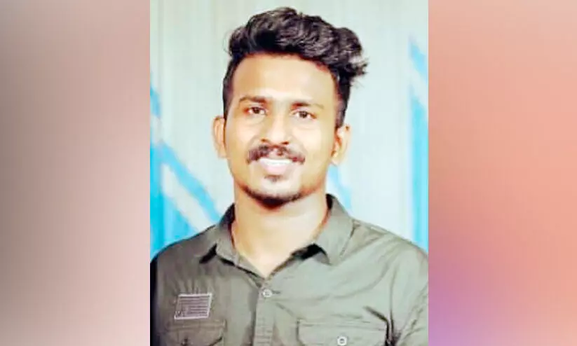 ആദർശിന് വേണം, സുമനസ്സുകളുടെ പിന്തുണ ആദർശിന് വേണം, സുമനസ്സുകളുടെ പിന്തുണ