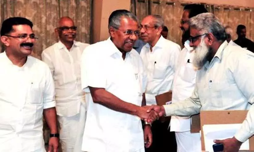 മുസ്ലിം രാഷ്ട്രീയ നിലപാടും കമ്യൂണിസ്റ്റു കലാപവും മുസ്ലിം രാഷ്ട്രീയ നിലപാടും കമ്യൂണിസ്റ്റു കലാപവും