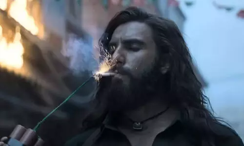 വെട്ടിയിട്ടും വീഴാതെ ധുരന്ധർ; ബോളിവുഡിലെ ദൈർഘ്യം കൂടിയ സിനിമയും രൺവീർ സിങ്ങിന്റെ ആദ്യത്തെ എ സർട്ടിഫിക്കറ്റും