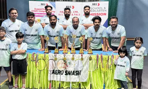 ഏ​​റോ സ്മാ​​ഷ് ബാ​​ഡ്മി​​ന്റ​​ൺ ടൂ​ർ​ണ​മെ​ന്റ് സം​ഘ​ടി​പ്പി​ച്ചു