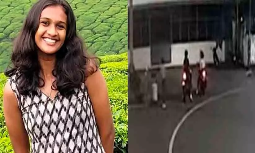 കടയിൽ പോയ ചിത്രപ്രിയ പിന്നെ തിരിച്ചുവന്നില്ല, മൃതദേഹം ആളൊഴിഞ്ഞ പറമ്പിൽ, തലയിൽ ആഴത്തിൽ മുറിവ്; യുവാവിനൊപ്പം ബൈക്കിൽ സഞ്ചരിക്കുന്ന ദൃശ്യങ്ങൾ ലഭിച്ചു, ഒരാൾ കസ്റ്റഡിയിൽ കടയിൽ പോയ ചിത്രപ്രിയ പിന്നെ തിരിച്ചുവന്നില്ല, മൃതദേഹം ആളൊഴിഞ്ഞ പറമ്പിൽ, തലയിൽ ആഴത്തിൽ മുറിവ്; യുവാവിനൊപ്പം ബൈക്കിൽ സഞ്ചരിക്കുന്ന ദൃശ്യങ്ങൾ ലഭിച്ചു, ഒരാൾ കസ്റ്റഡിയിൽ