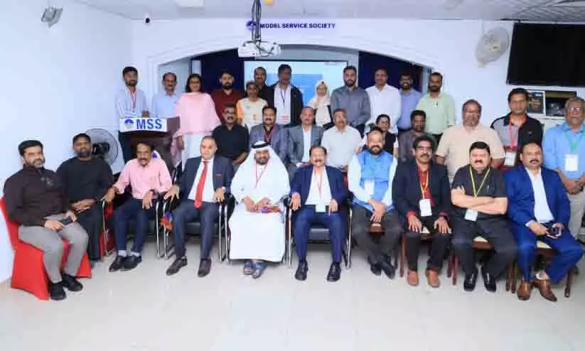 നീതിമേള 2025; അഭിഭാഷകരെയും സന്നദ്ധ പ്രവർത്തകരെയും ആദരിച്ചു നീതിമേള 2025; അഭിഭാഷകരെയും സന്നദ്ധ പ്രവർത്തകരെയും ആദരിച്ചു