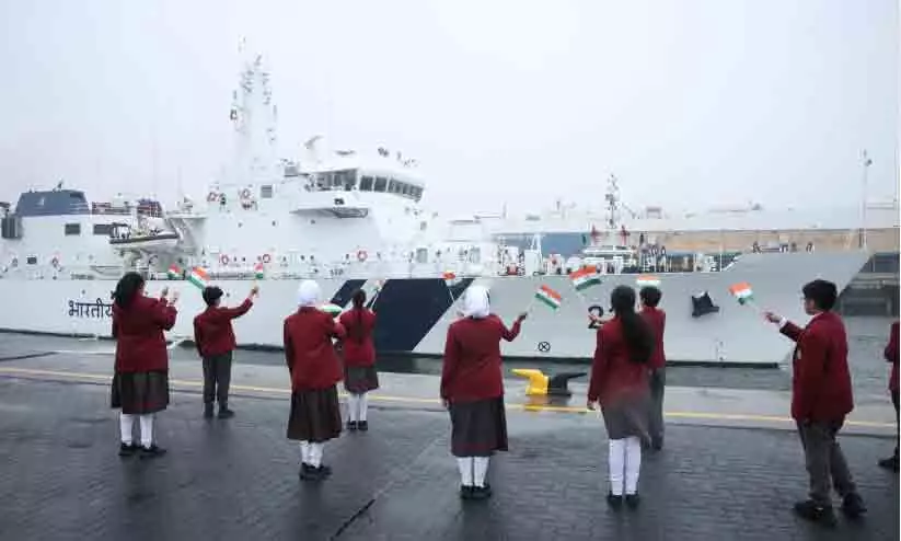 ഇ​ന്ത്യ​ൻ കോ​സ്റ്റ് ഗാ​ർ​ഡ് ക​പ്പ​ൽ ‘സാ​ർ​ഥ​ക്’ കു​വൈ​ത്തി​ൽ