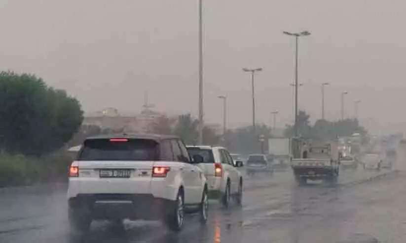 വ്യാഴാഴ്ചവരെ അസ്ഥിര കാലാവസ്ഥ കുളിരേകി മഴ; തുടരും...