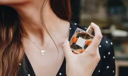 ആഭരണങ്ങൾ ധരിച്ച ശേഷം പെർഫ്യൂം ഉപയോഗിക്കരുത്; പ്രിയങ്ക ചോപ്രയുടെ ഉപദേശത്തിന് പിന്നിൽ ചില കാരണങ്ങളുണ്ട്