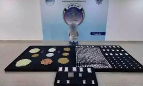 ക​ർ​ശ​ന പ​രി​ശോ​ധ​ന തു​ട​രും; ഏഴു കി​ലോ ല​ഹ​രി വ​സ്തു​ക്ക​ളു​മാ​യി പ്ര​വാ​സി പി​ടി​യി​ൽ