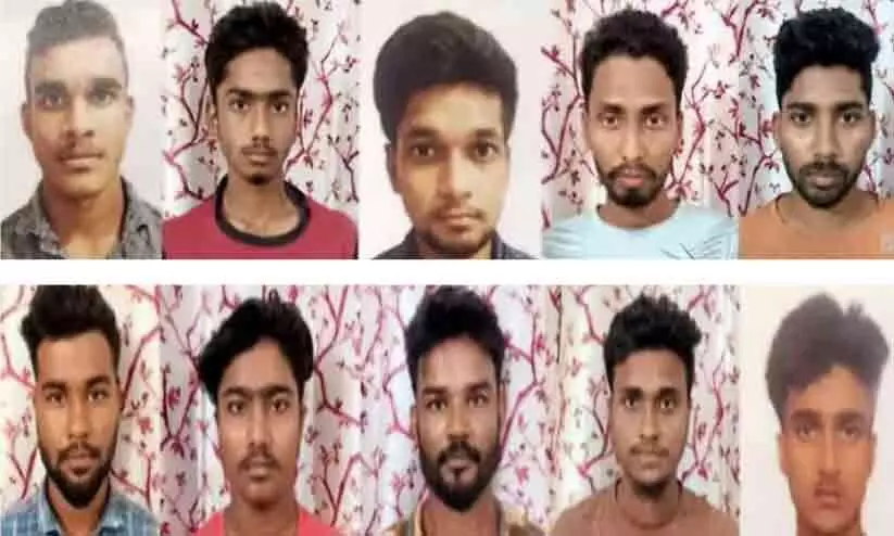 അനധികൃത കുടിയേറ്റം; 10 ബംഗ്ലാദേശ് പൗരന്മാർക്ക് രണ്ടുവർഷം തടവും 10,000 രൂപ വീതം പിഴയും അനധികൃത കുടിയേറ്റം; 10 ബംഗ്ലാദേശ് പൗരന്മാർക്ക് രണ്ടുവർഷം തടവും 10,000 രൂപ വീതം പിഴയും