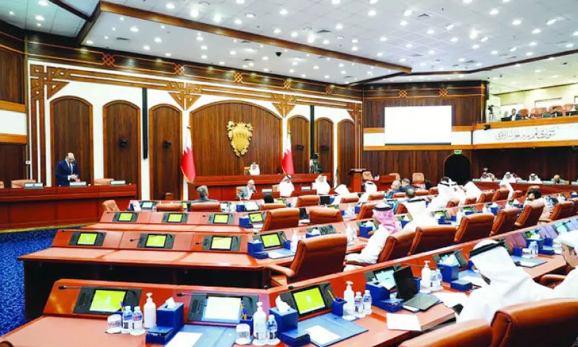 കടങ്ങൾ തീർക്കാതെ വിദേശികൾ രാജ്യം വിടുന്നത് തടയും; കർശന നിയന്ത്രണങ്ങൾക്കുള്ള നിർദേശം പാർലമെന്റ് അംഗീകരിച്ചു കടങ്ങൾ തീർക്കാതെ വിദേശികൾ രാജ്യം വിടുന്നത് തടയും; കർശന നിയന്ത്രണങ്ങൾക്കുള്ള നിർദേശം പാർലമെന്റ് അംഗീകരിച്ചു