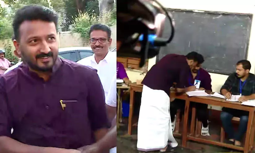 രാഹുൽ മാങ്കൂട്ടത്തിൽ വോട്ടു ചെയ്യാനെത്തി; ഒളിവിൽനിന്ന് പൊങ്ങിയത് 15 ാം ദിവസം രാഹുൽ മാങ്കൂട്ടത്തിൽ വോട്ടു ചെയ്യാനെത്തി; ഒളിവിൽനിന്ന് പൊങ്ങിയത് 15 ാം ദിവസം