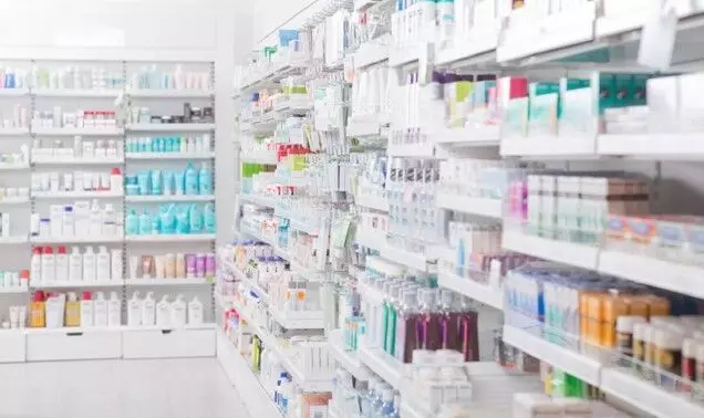 നിയന്ത്രിത മരുന്നുകളുടെ വിൽപന: ശിക്ഷ കടുപ്പിച്ച് യു.എ.ഇ നിയന്ത്രിത മരുന്നുകളുടെ വിൽപന: ശിക്ഷ കടുപ്പിച്ച് യു.എ.ഇ