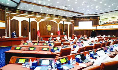 കടങ്ങൾ തീർക്കാതെ വിദേശികൾ രാജ്യം വിടുന്നത് തടയും; കർശന നിയന്ത്രണങ്ങൾക്കുള്ള നിർദേശം പാർലമെന്റ് അംഗീകരിച്ചു