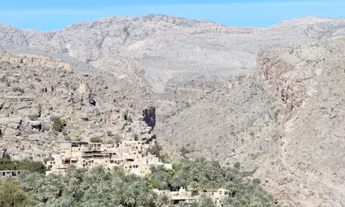 മിസ്ഫത്തുൽ അബ്രിയീൻ; പർവത മുകളിലെ പൈതൃക ഗ്രാമം മിസ്ഫത്തുൽ അബ്രിയീൻ; പർവത മുകളിലെ പൈതൃക ഗ്രാമം