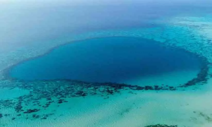 അത്ഭുതം, നിഗൂഢതകളൊളിപ്പിച്ച ചെങ്കടലിലെ നീലക്കുഴികൾ അത്ഭുതം, നിഗൂഢതകളൊളിപ്പിച്ച ചെങ്കടലിലെ നീലക്കുഴികൾ