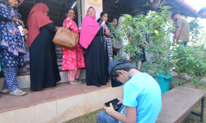 ആവേശ പോളിങ്